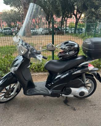 Liberty Piaggio 150cc nero
