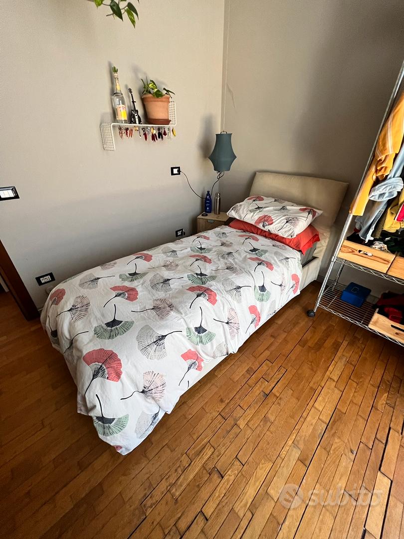 Letto compreso di struttura e materasso - Arredamento e Casalinghi In  vendita a Vicenza