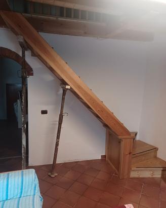scala in legno