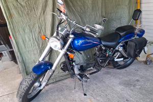 Suzuki marauder 800 del 2002 (sbiellato)