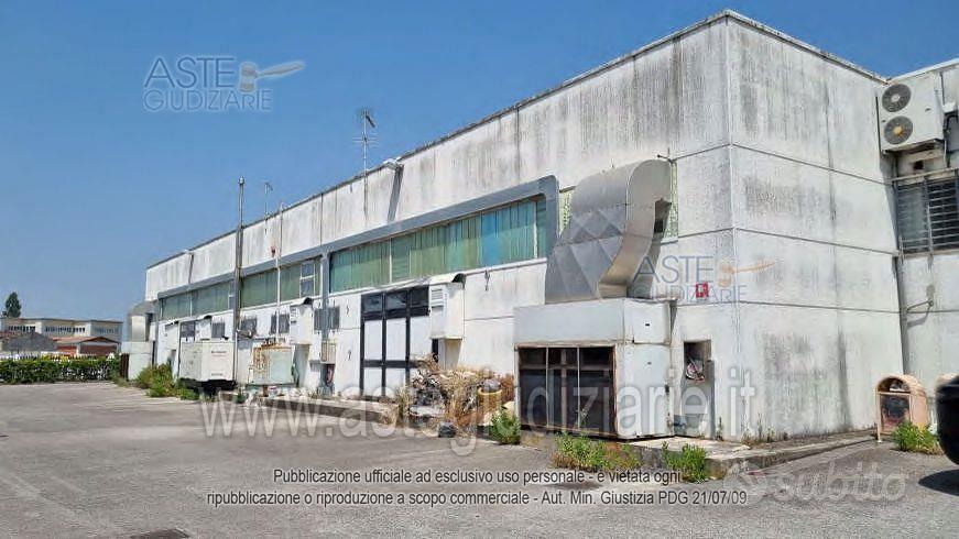 Negozio Collesalvetti [A4354392] - Vista 2