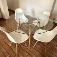 Tavolo in vetro temperato e legno