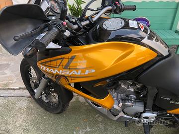 Honda transalp