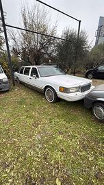 Lincoln TOWN CAR LIMOUSINE