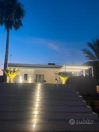 Villa panoramica vista mare con piscina