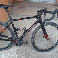 bici da corsa Orbea Orca M20 carbonio taglia S