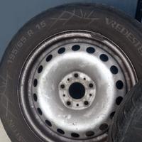 Cerchioni piu pneumatici invernali