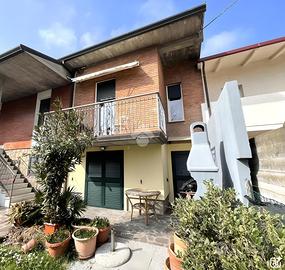 CASA SEMINDIPENDENTE A COTIGNOLA