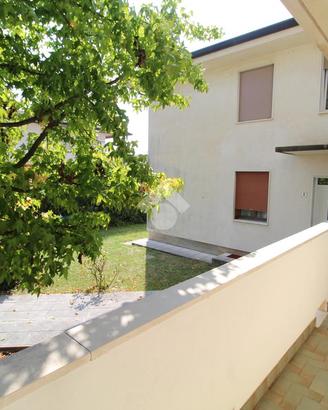 3 LOCALI A CASSOLA