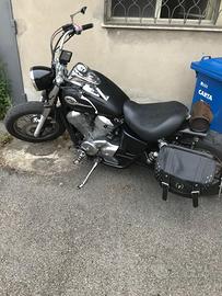 Honda Shadows 750