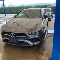 MERCEDES CLA 200d PREMIUM AMG LINE