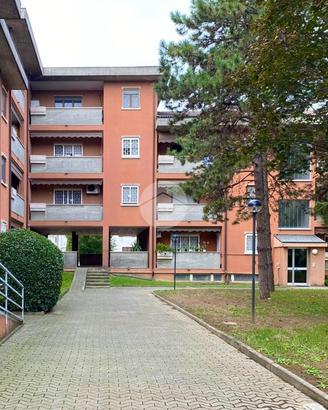 4 LOCALI A PESSANO CON BORNAGO