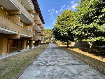 Appartamento di 89 m² con 2 locali e box auto a Bu