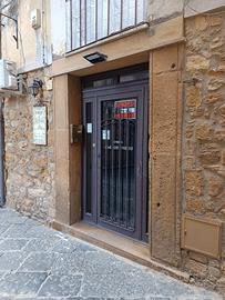 Vendita locale ristrutturato