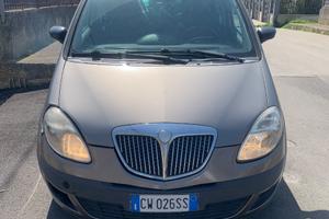 Lancia musa cambio automatico 1300 diesel