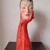 
Busto Statua Dior Rossa
