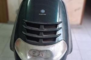 Piaggio SUPER Hexagon 180 GTX