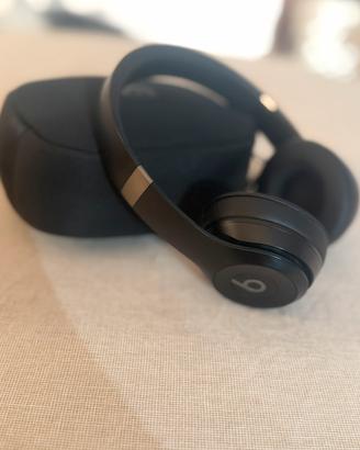Beats Solo 4 nero opacco