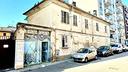 mortara-citta-caseggiato-indipendente-su-tre-lat