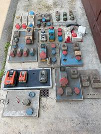 PRESE / SPINE MATERIALE ELETTRICO INDUSTRIALE - 1