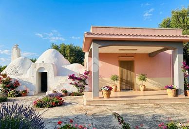 VILLA SINGOLA A FRANCAVILLA FONTANA