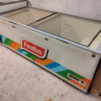 Freezer orizzontale a vetrina