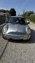 Mini 2003