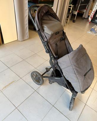 Passeggino inglesina maior