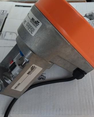 Belimo AttuatoreNVY24-MFT+Regolante globo UNV-002