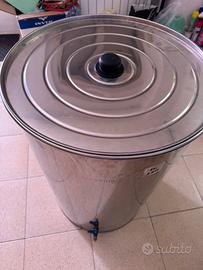 Contenitore olio in acciaio  150 lt