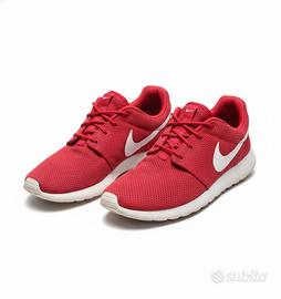 Nike Roshe One Rosse - Taglia 42.5 - Prezzo tratta