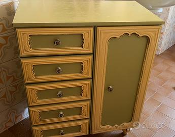 Mobiletto vintage shabby chic