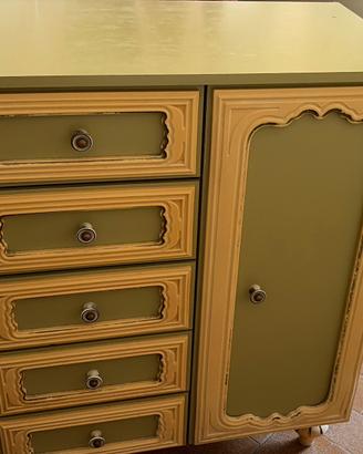 Mobiletto vintage shabby chic