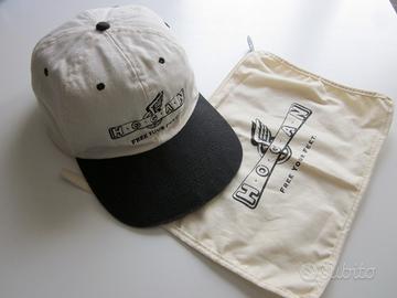Cappellino + custodia HOGAN