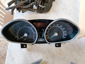 ricambi ford fiesta serie 6 2013