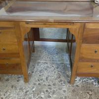 Antica scrivania con scrittoio 6 cassetti in noce