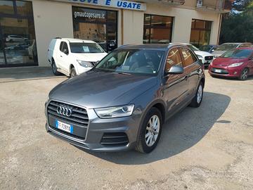 Audi Q3 2.0 TDI 120 CV Business