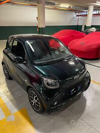 Smart british eq for two