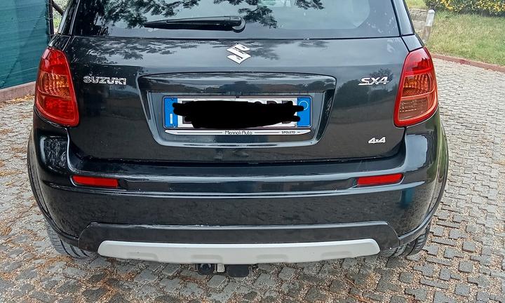 Suzuki  sx4 4X4 gpl e gancio 
