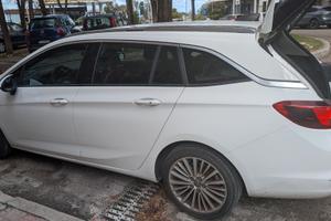 Opel astra 1.6 136 cv cambio automatico