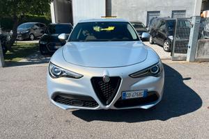 Alfa Romeo Stelvio 2.2 Turbodiesel 190 CV AT8 Q4 B