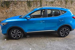 MG ZS LUXURY BENZINA