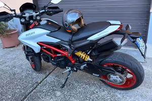ducati 939