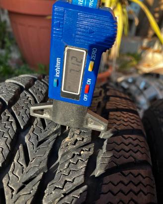 Pneumatico Gomma Gomme RUNWAY 185/65 R15 88T M+S
