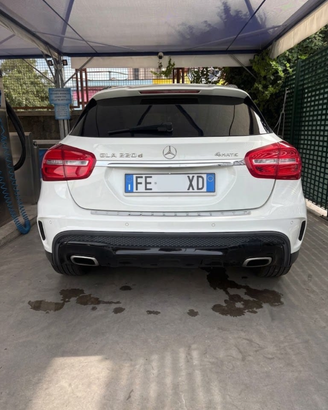 Mercedes gla