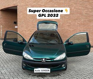 Peugeot 206 1.1 3p. XR