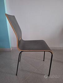Sedie colore cemento