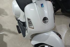 VESPA 250 GTS GARANTITA 12 MESI