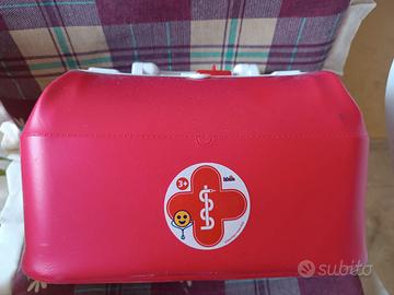 BORSA MEDICO CON STRUMENTI