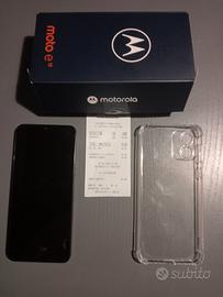 Smartphone Motorola e 13 nuovo